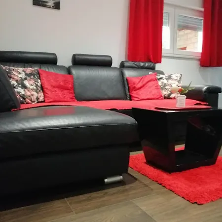 Gabi Apartamento Makarska